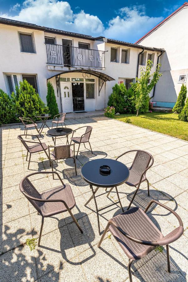 בוקרשט B&B Duo Caffe Baneasa מראה חיצוני תמונה